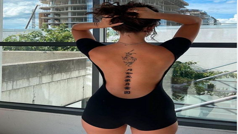 Baddie Women’s Feminine Spine Tattoos